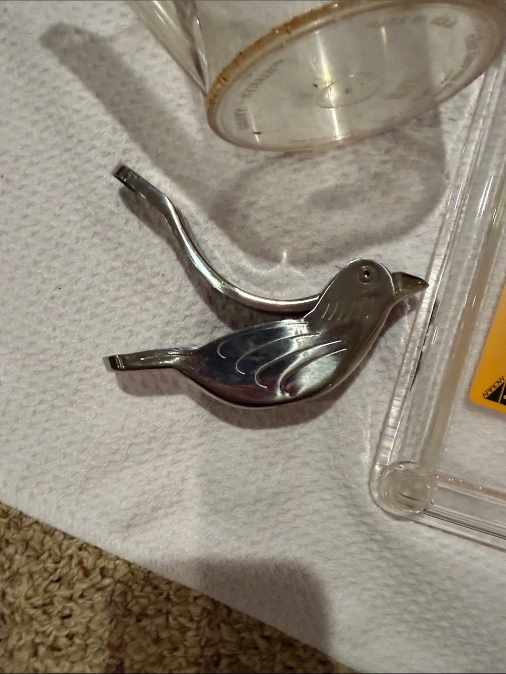 Kitchen Essentials Glass Mini Cutting Board Bird Lemon Squeezer Measuring Cup